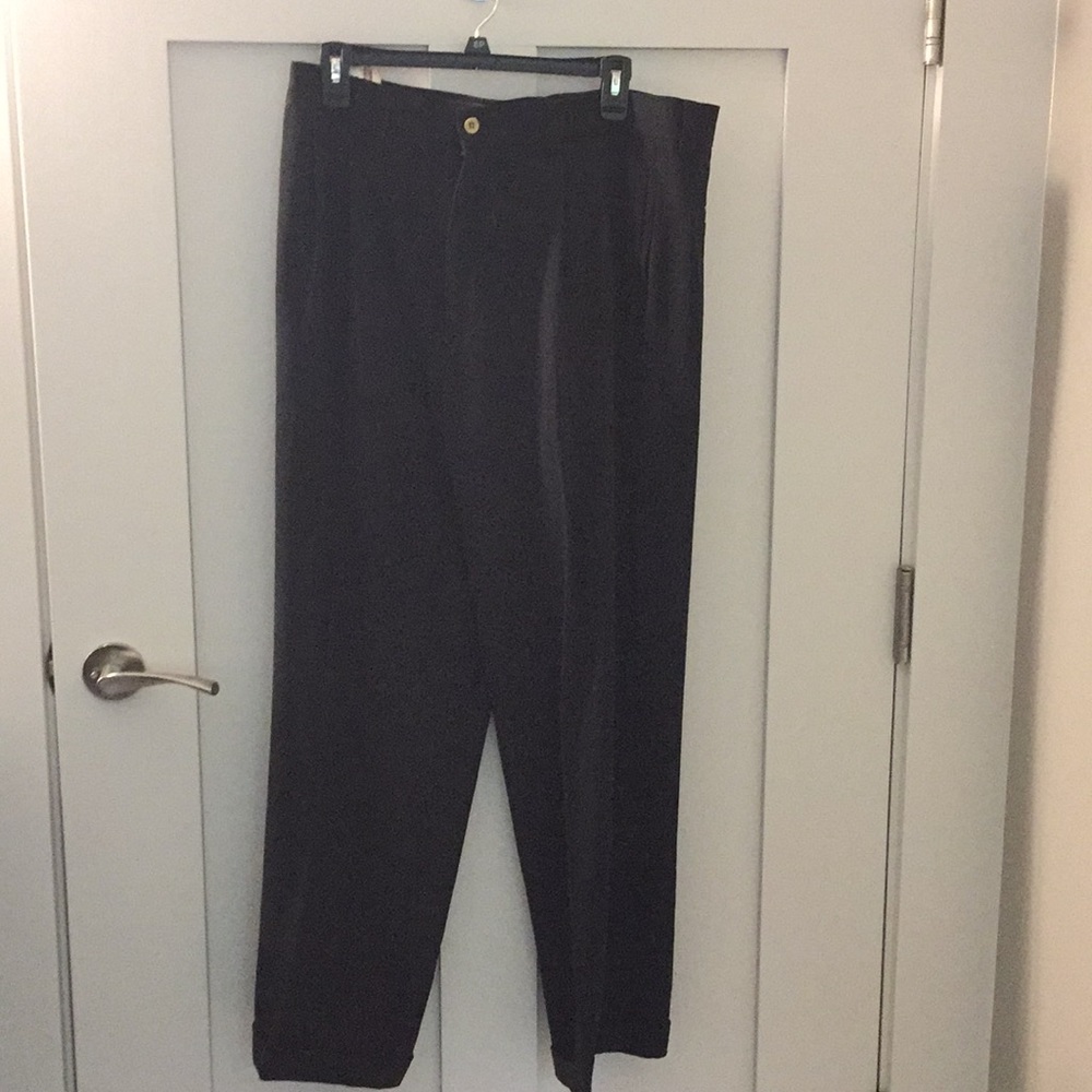 Men’s pants. Tommy Bahama